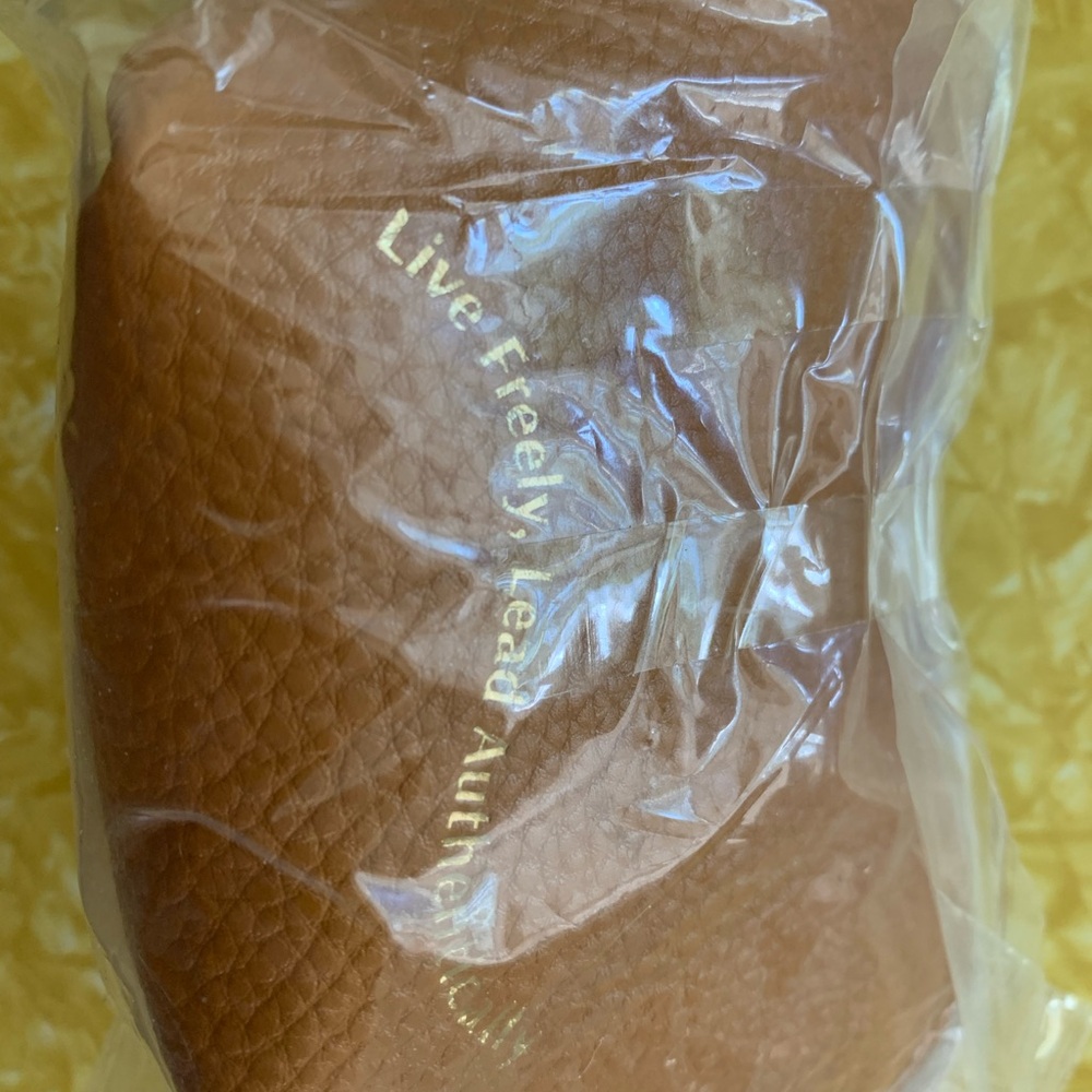 Honey Mini Leather Wallet - Picture 3 of 6